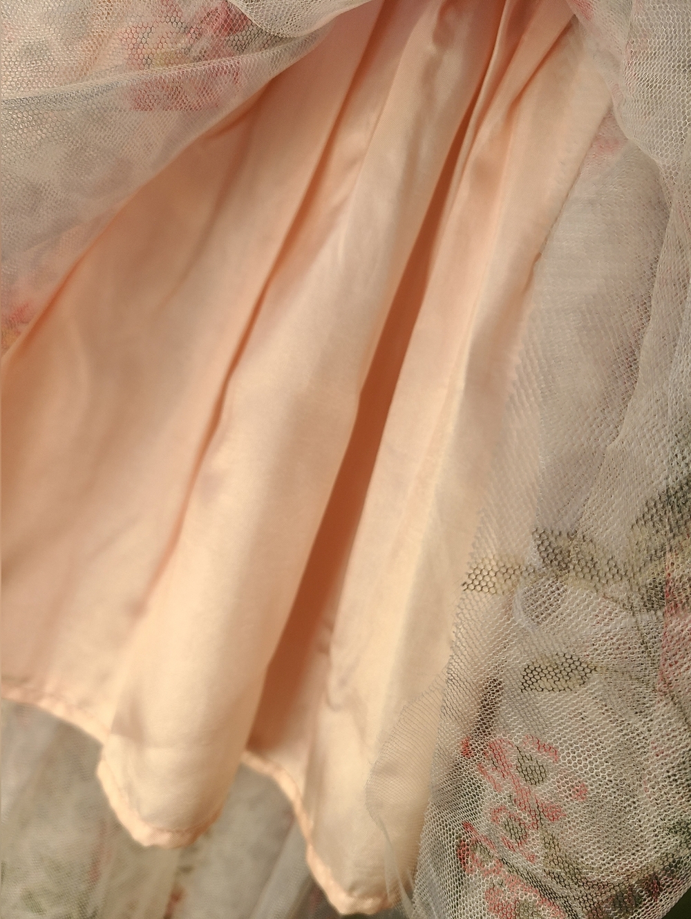 Size 4 - Picture 4 of 7